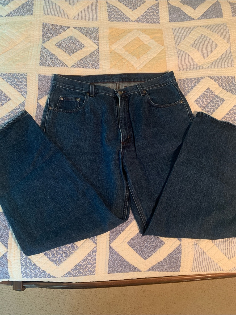 Relaxed Fit Men's Jeans in Dark Blue Denim
